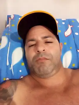 Snapshot of Marciogrei chatting on February 28, 2025, 1:15 am Marciogrei online show from February 28, 2025, 1:15 am