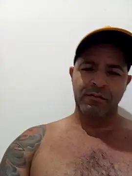 Snapshot of Marciogrei chatting on January 28, 2025, 8:15 pm Marciogrei online show from January 28, 2025, 8:15 pm