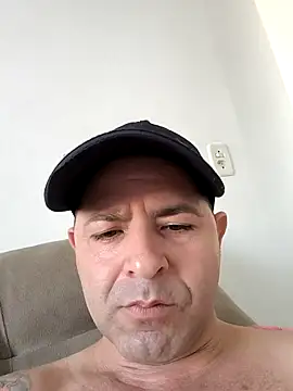 Snapshot of Marciogrei chatting on September 17, 2025, 8:44 pm Marciogrei online show from September 17, 2025, 8:44 pm