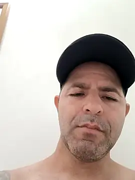 Snapshot of Marciogrei chatting on October 5, 2025, 7:26 pm Marciogrei online show from October 5, 2025, 7:26 pm