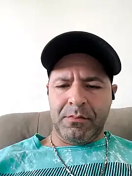 Snapshot of Marciogrei chatting on November 19, 2025, 7:25 pm Marciogrei online show from November 19, 2025, 7:25 pm