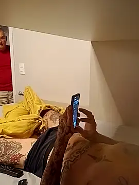 rolesexy online show from November 26, 2025, 2:33 am