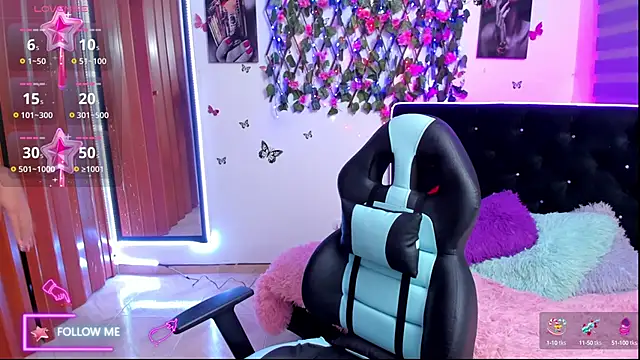 Snapshot of Candysexy_hot chatting on March 20, 2025, 5:57 am Candysexy hot online show from March 20, 2025, 5:57 am