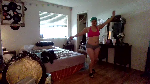 Snapshot of sophiarica chatting on May 14, 2026, 6:05 pm sophiarica online show from May 14, 2026, 6:05 pm