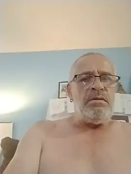 Snapshot of geilerschwanz64 chatting on June 19, 2026, 10:43 am geilerschwanz64 online show from June 19, 2026, 10:43 am