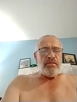 geilerschwanz64 online show from September 30, 2025, 10:16 pm