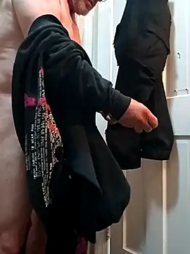 geilerschwanz64 online show from March 20, 2025, 3:02 am