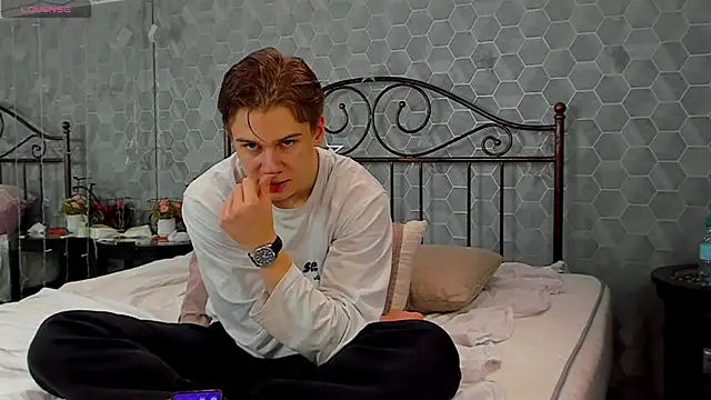 Marcus Swampov online show from December 15, 2024, 11:01 am