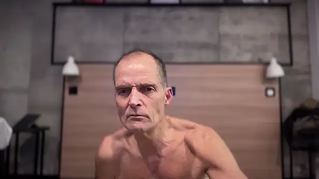 TowaFreespirit online show from December 25, 2024, 9:00 pm