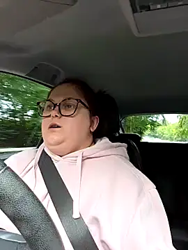 Snapshot of Tallulah-mae-xoxox chatting on September 17, 2025, 12:18 pm Tallulah-mae-xoxox online show from September 17, 2025, 12:18 pm