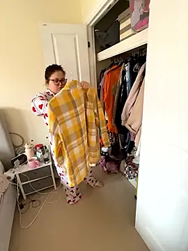 Snapshot of Tallulah-mae-xoxox chatting on January 9, 2026, 12:23 pm Tallulah-mae-xoxox online show from January 9, 2026, 12:23 pm