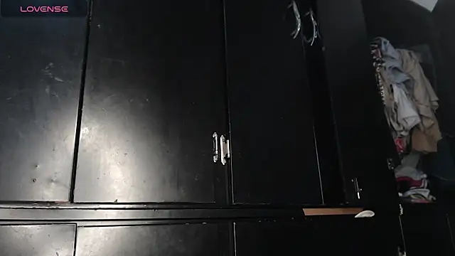 Romiinajackson online show from February 15, 2025, 8:23 pm