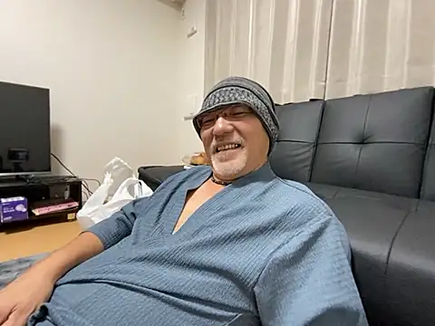 Grandpa29hijii online show from October 10, 2025, 1:12 pm