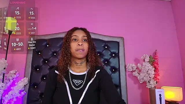 Triipsy online show from November 21, 2025, 7:13 pm