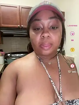 camiliaskye online show from July 14, 2026, 3:18 pm