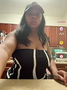 camiliaskye online show from June 30, 2026, 4:18 pm