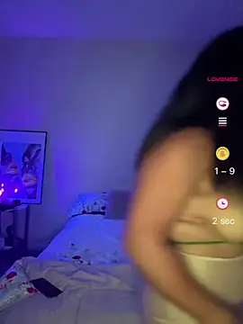 camiliaskye online show from July 19, 2026, 4:32 am