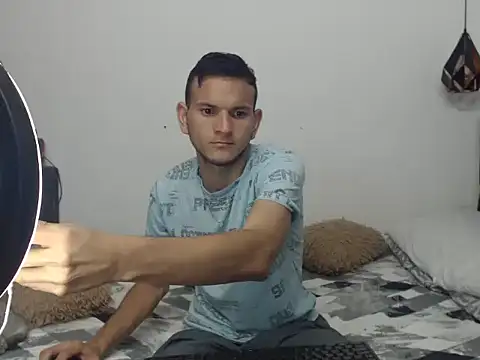 Latin Boy24 online show from October 13, 2025, 4:30 pm