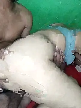 RADHAHO online show from March 19, 2026, 7:36 pm