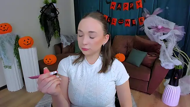 TrueReincarnation online show from November 5, 2025, 10:18 am