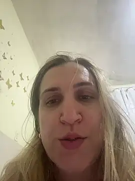 Snapshot of Bia_sexynovaes chatting on June 20, 2026, 2:49 am Bia sexynovaes online show from June 20, 2026, 2:49 am