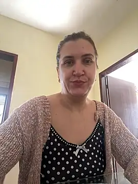 Snapshot of Bia_sexynovaes chatting on June 9, 2026, 1:56 pm Bia sexynovaes online show from June 9, 2026, 1:56 pm