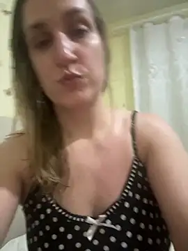 Snapshot of Bia_sexynovaes chatting on July 30, 2026, 1:16 am Bia sexynovaes online show from July 30, 2026, 1:16 am