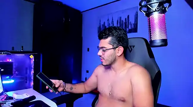 BrunoD31 online show from February 19, 2025, 3:06 am