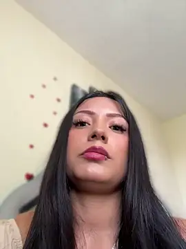 Snapshot of missycanoo chatting on April 27, 2026, 8:40 pm missycanoo online show from April 27, 2026, 8:40 pm