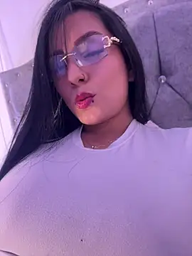 Snapshot of missycanoo chatting on June 25, 2026, 2:20 am missycanoo online show from June 25, 2026, 2:20 am