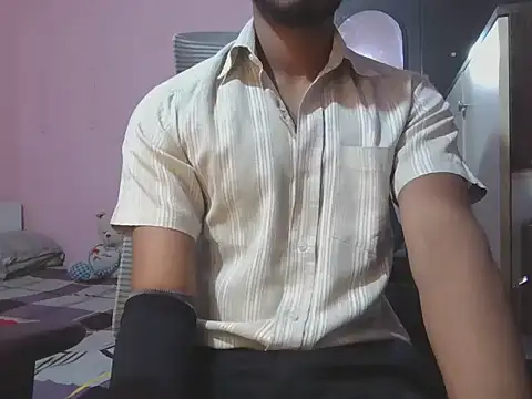 Snapshot of KissesBoyAD chatting on September 28, 2025, 3:19 pm KissesBoyAD online show from September 28, 2025, 3:19 pm