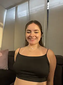 imlindapink online show from October 10, 2025, 3:02 pm