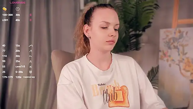 ElizavecaSunrise online show from May 21, 2026, 7:39 am