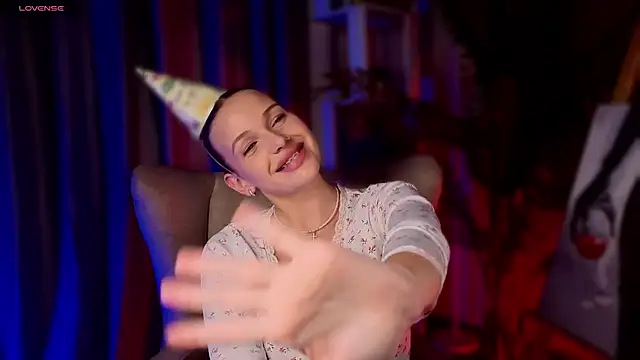 ElizavecaSunrise online show from September 22, 2025, 2:12 pm