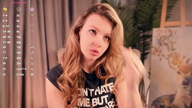 ElizavecaSunrise online show from March 6, 2026, 10:10 am