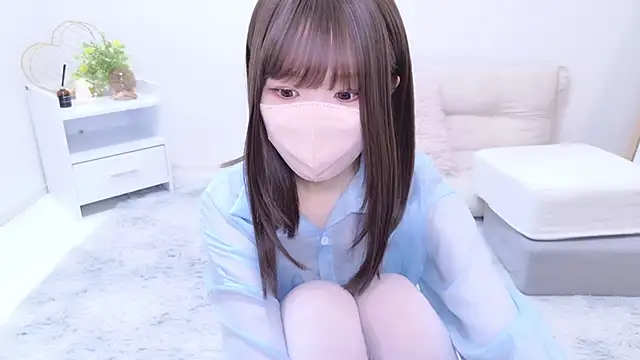 328 mitsuha online show from March 22, 2025, 7:47 am