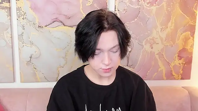 fiamoory online show from October 12, 2025, 1:29 am