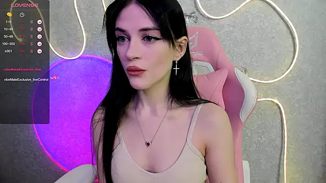 Molly Crystall online show from May 11, 2026, 2:46 am