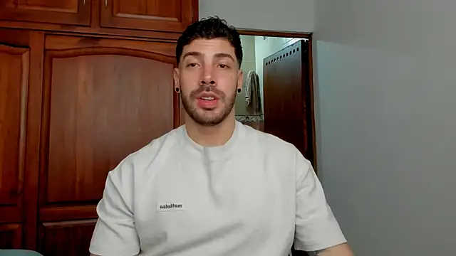 Guyinthemountain online show from July 15, 2026, 1:40 pm