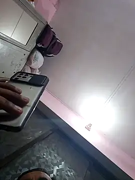 LOVEGURU D online show from January 4, 2025, 6:40 pm