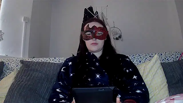 LexiSnowUK online show from January 14, 2026, 10:08 am