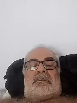 Satiro Sevilla online show from September 14, 2025, 1:17 am