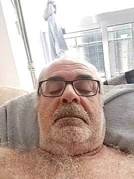 Satiro Sevilla online show from September 10, 2025, 3:11 pm