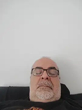 Satiro Sevilla online show from April 21, 2026, 7:26 am