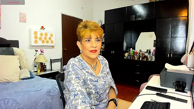 Angelina Stone 65 online show from August 4, 2026, 11:42 pm
