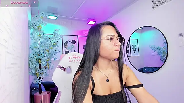 Tiara rr online show from March 21, 2026, 3:41 am