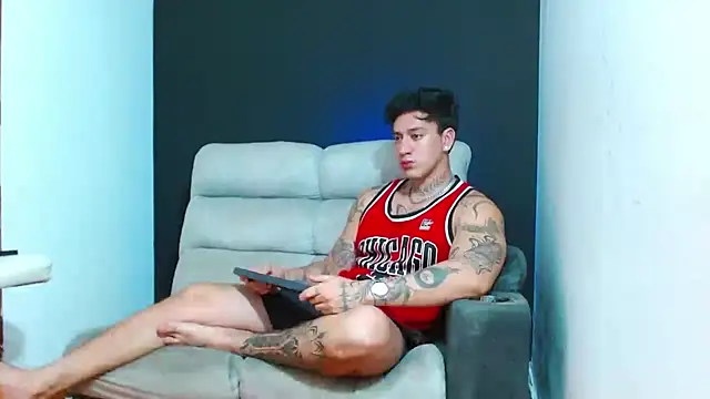 JUSTIN FULLER1 online show from July 26, 2026, 1:34 am