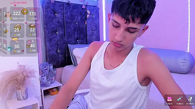 Snapshot of axel_rodriguez1 chatting on December 3, 2024, 6:21 am axel rodriguez1 online show from December 3, 2024, 6:21 am