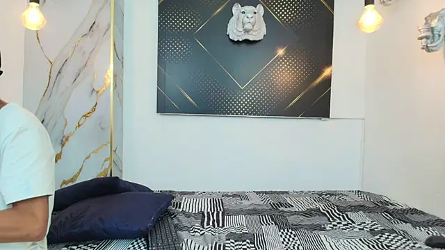 JordanAndAndrew online show from September 30, 2025, 8:48 pm