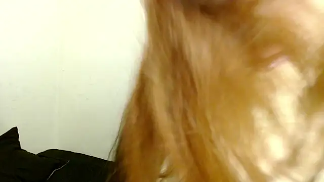 Asterothxznikki online show from October 21, 2025, 2:44 am